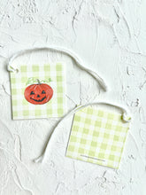 Fall-themed (square)